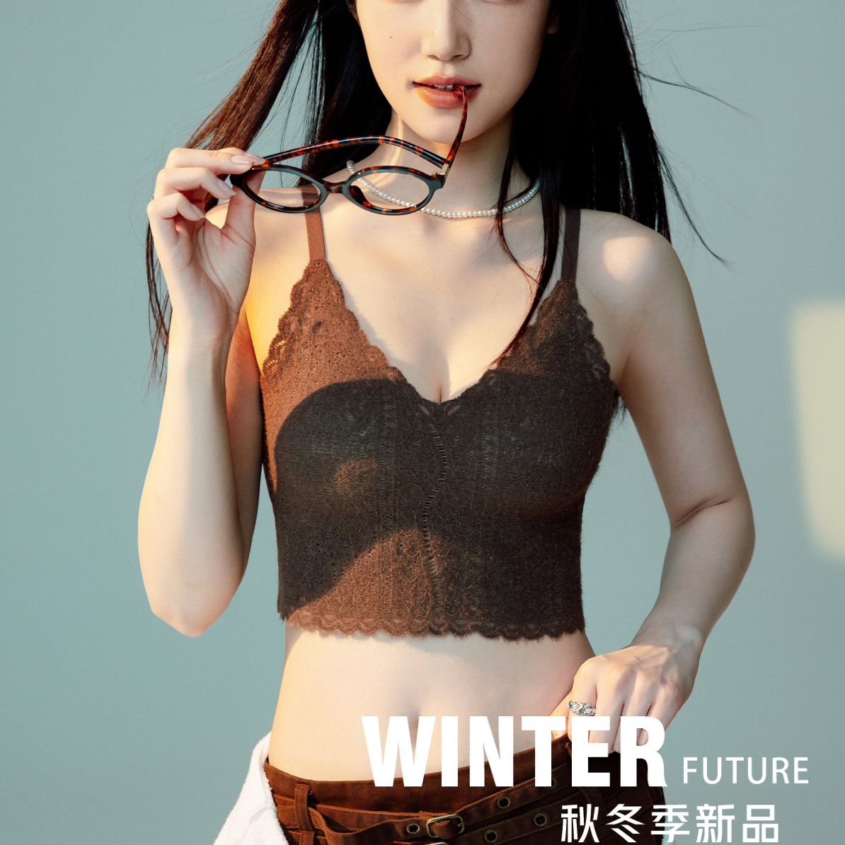维纳斯· 法式甜美小性感吊带纯欲蕾丝保暖背心女带胸垫8863