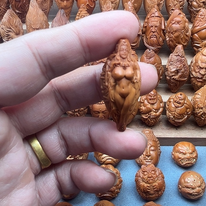 橄榄核吊坠18天使