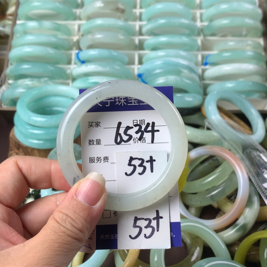 蛇纹石玉手镯未镶嵌6534