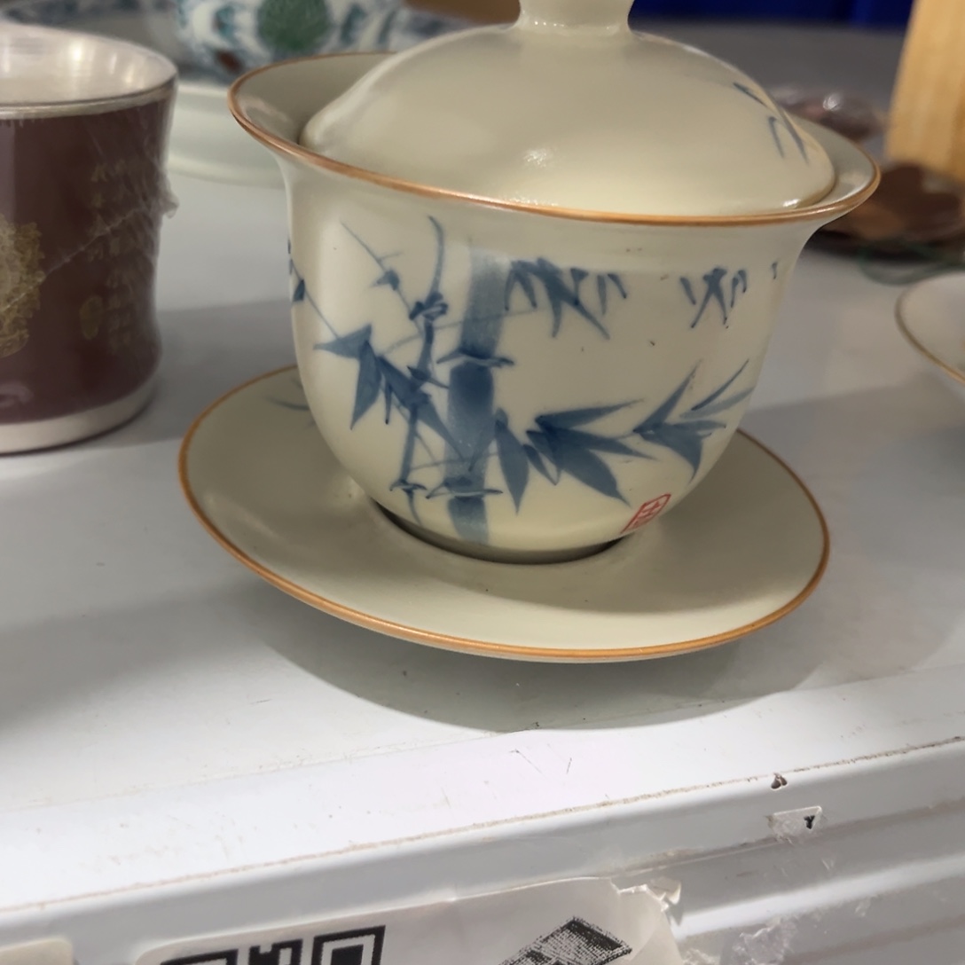 陶瓷艺术的发展和艺术创作