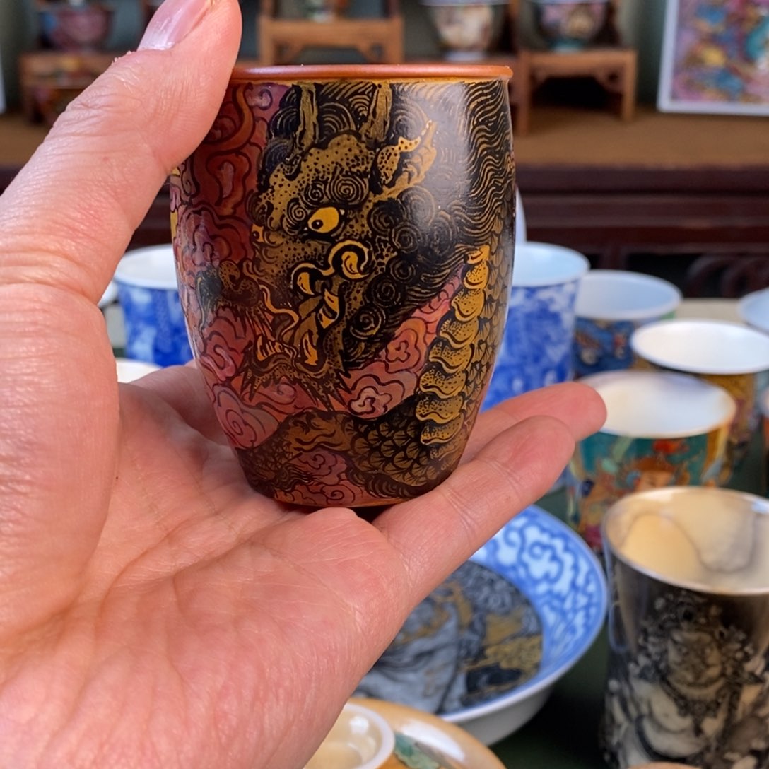 手工手绘主人杯麒麟踏祥云