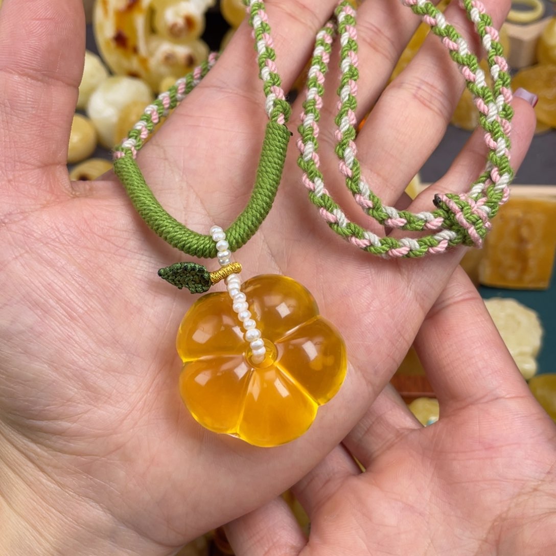 琥珀裸石未镶嵌蜜蜡