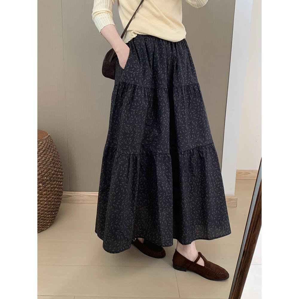 话里气质韩系碎花裙2025冬季新款温柔风高腰复古半身裙减龄长裙子