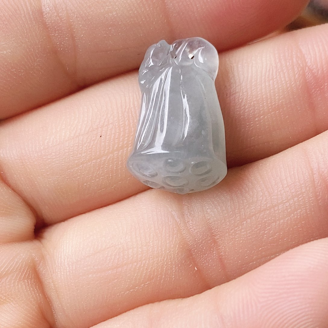 翡翠挂件未镶嵌翡翠