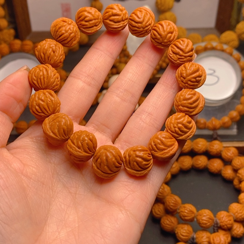【闪购商品】桃核手串龙文桃核