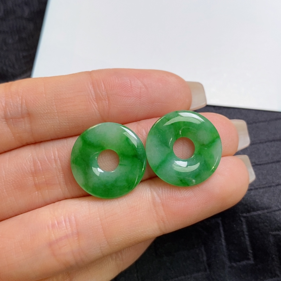 翡翠未镶嵌耳饰辣阳色花甜甜圈