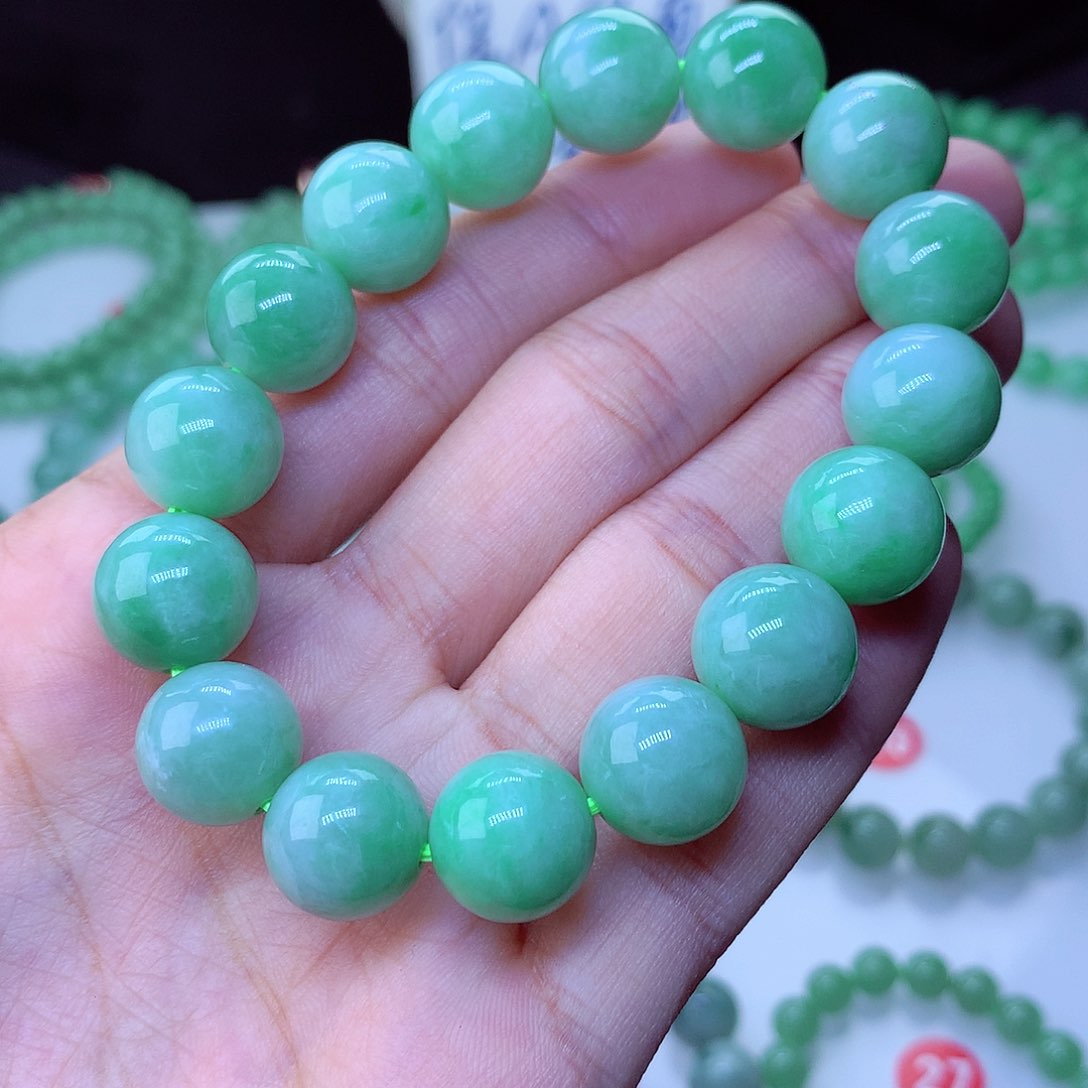 翡翠毛衣链未镶嵌