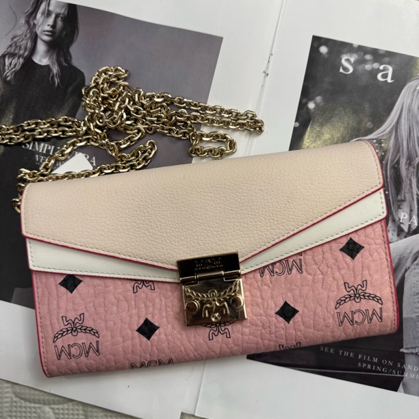 99新 MCM 大麦中古/mcm桃花粉拼白色信封包/斜挎包