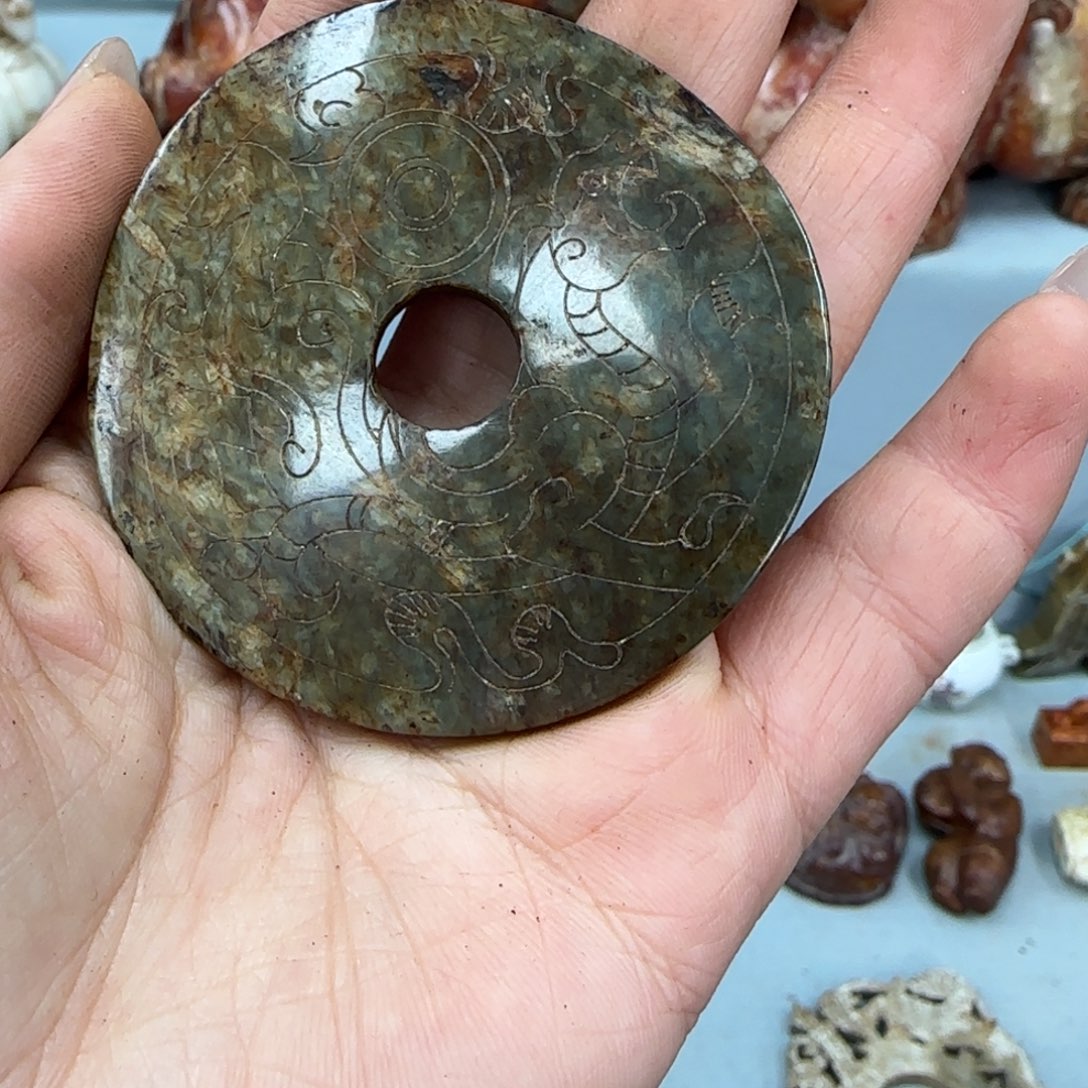 未镶嵌挂件翡翠一***@