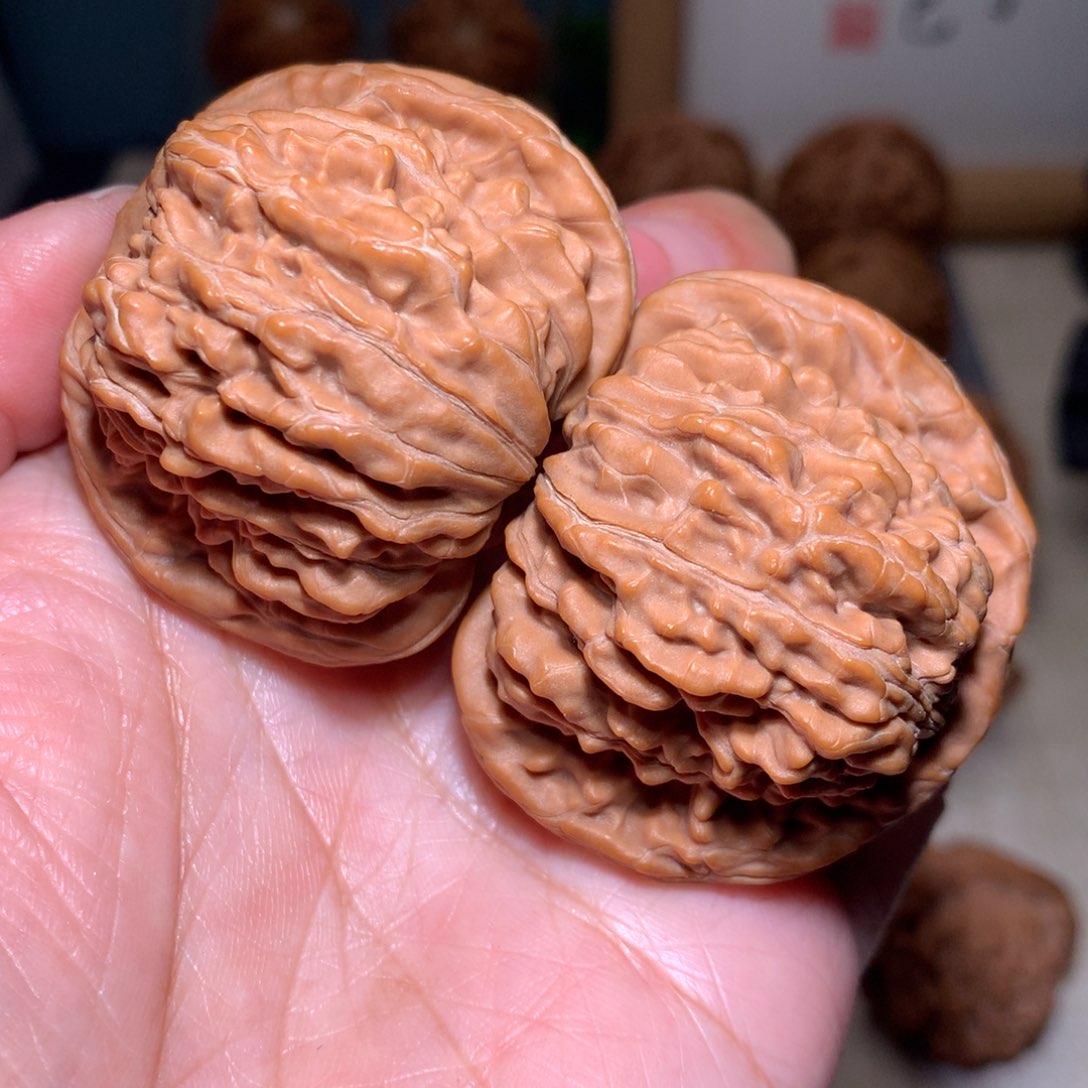 文玩核桃把件平谷楼