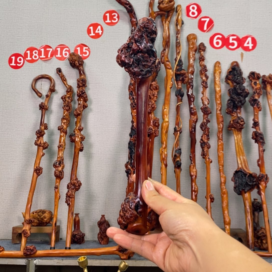 意***黑果木自然阴干有老纹老裂不能接受的勿拍