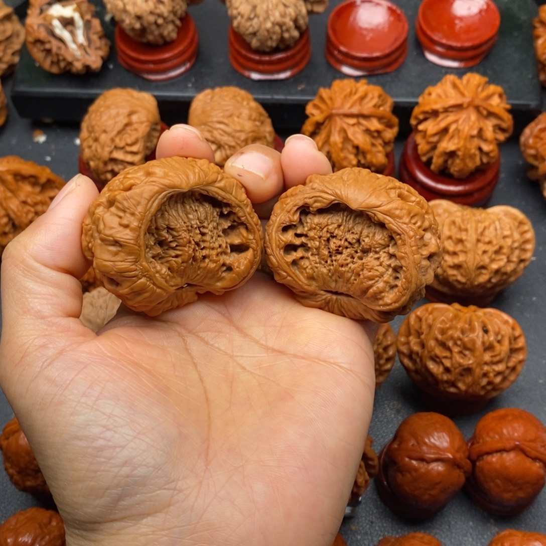 文玩核桃把件蛇头