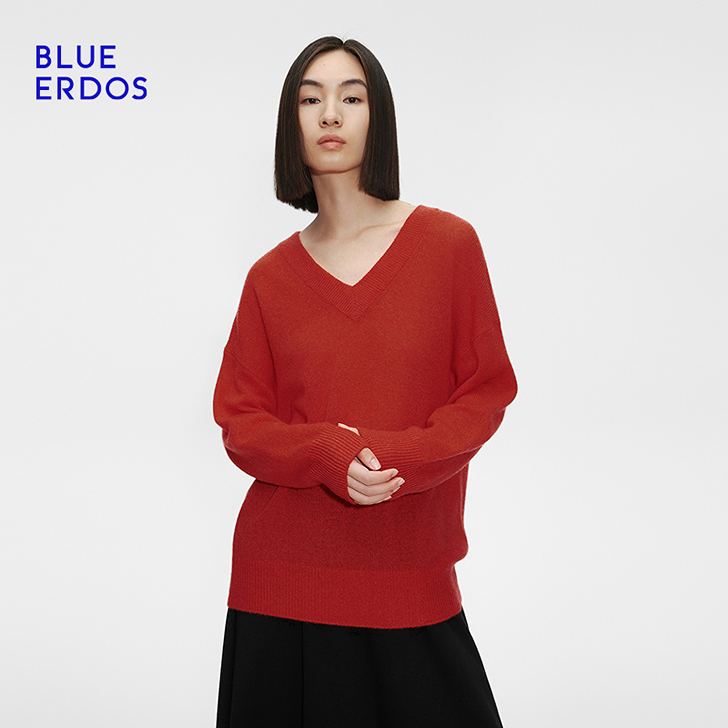 【100%山羊绒】BLUE ERDOS25早春新品V领宽松直筒羊绒衫B255A0006
