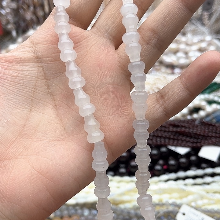 未镶嵌玛瑙/玉髓珠宝半成品一条8/13mm左右白玛瑙葫芦