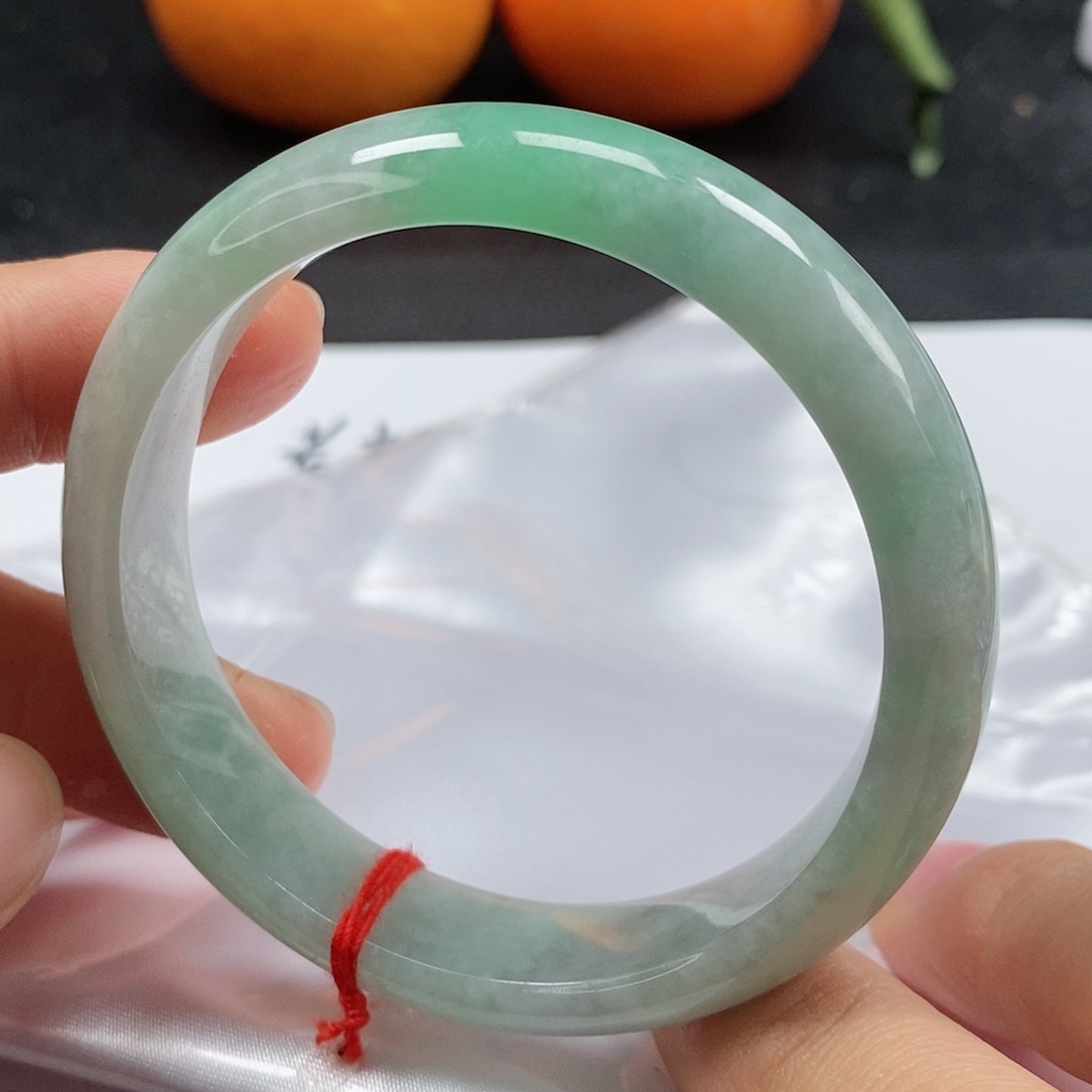 【闪购商品】翡翠手镯未镶嵌280号