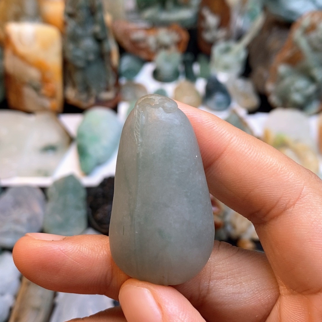 定制翡翠未镶嵌特色97