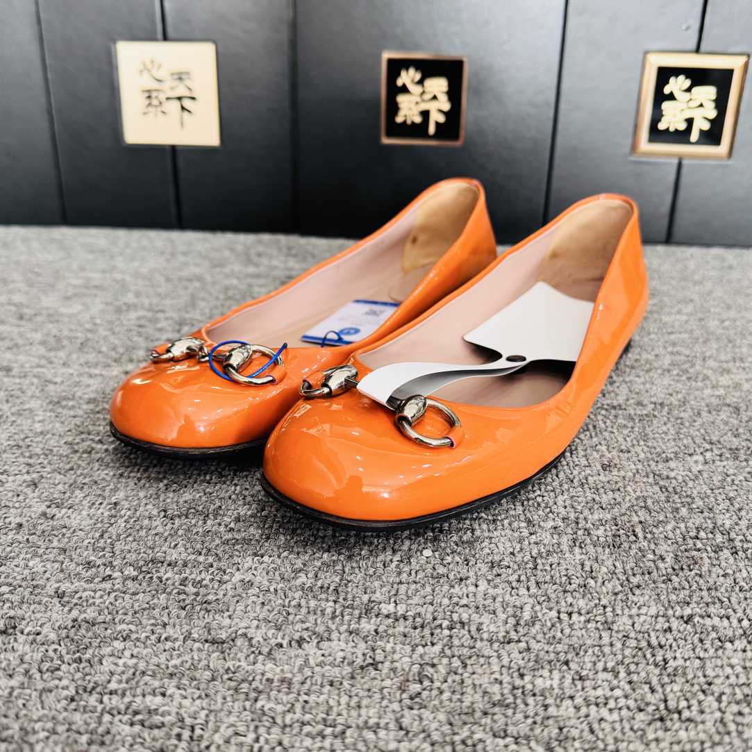 95新 GUCCI/古驰 马衔扣漆皮平底鞋38.5码ysc3252