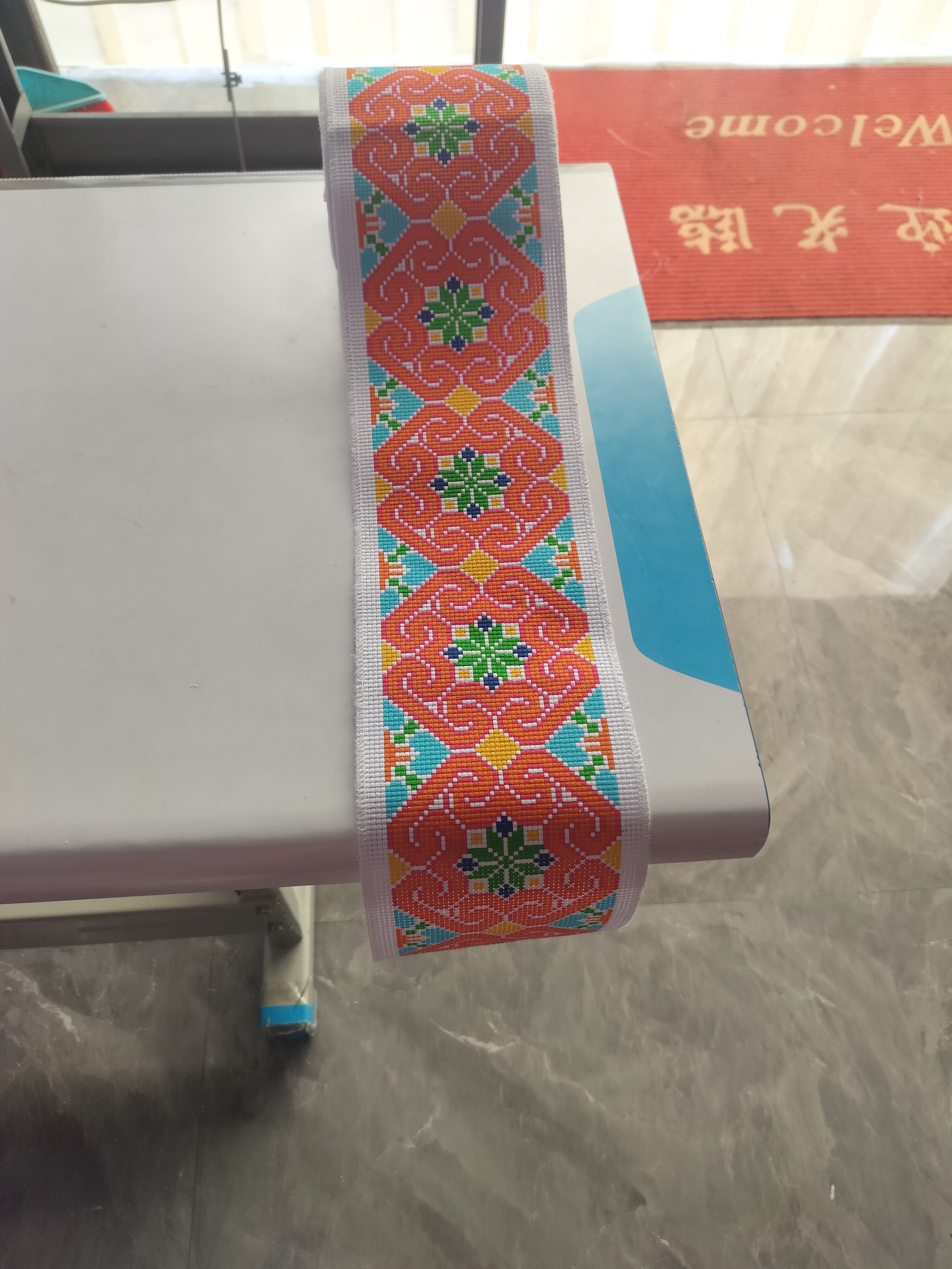 老花样裙花需要自己绣配线送针8.5米长