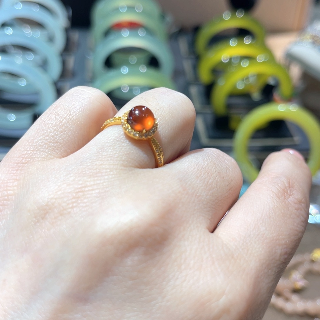 岫玉手镯未镶嵌手镯