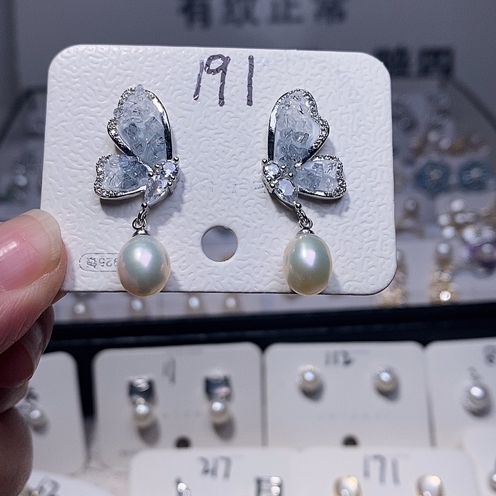 银S925镶嵌耳饰淡水珍珠