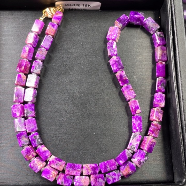 苏纪石（舒俱来）项链18K金镶嵌