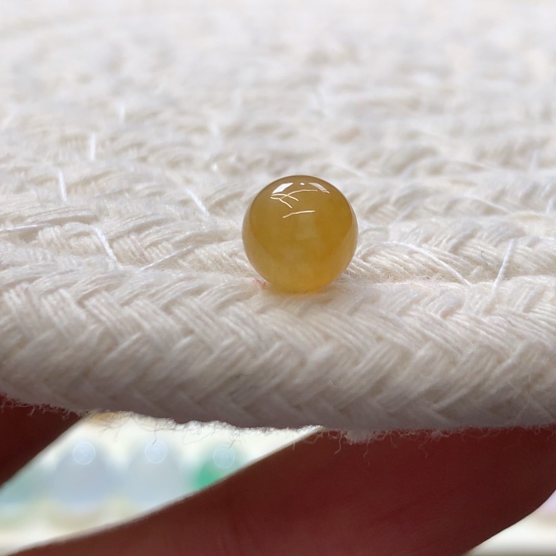 定制翡翠未镶嵌 毛货抛光定制 特色黄飘花 卡7.1