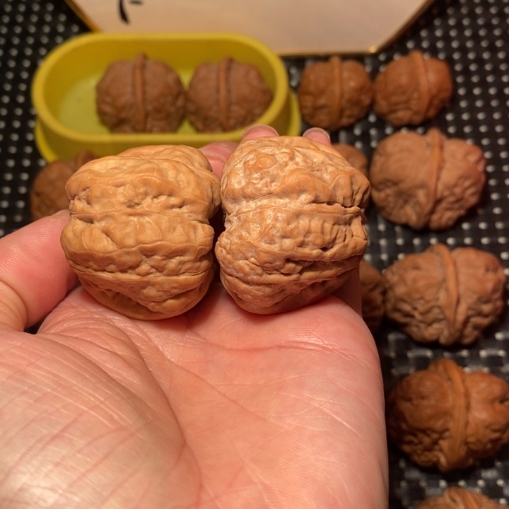 把件文玩核桃超大八腿蛙饼