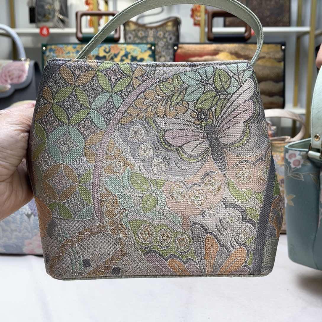 织绣修**菊直播间浮力大漏