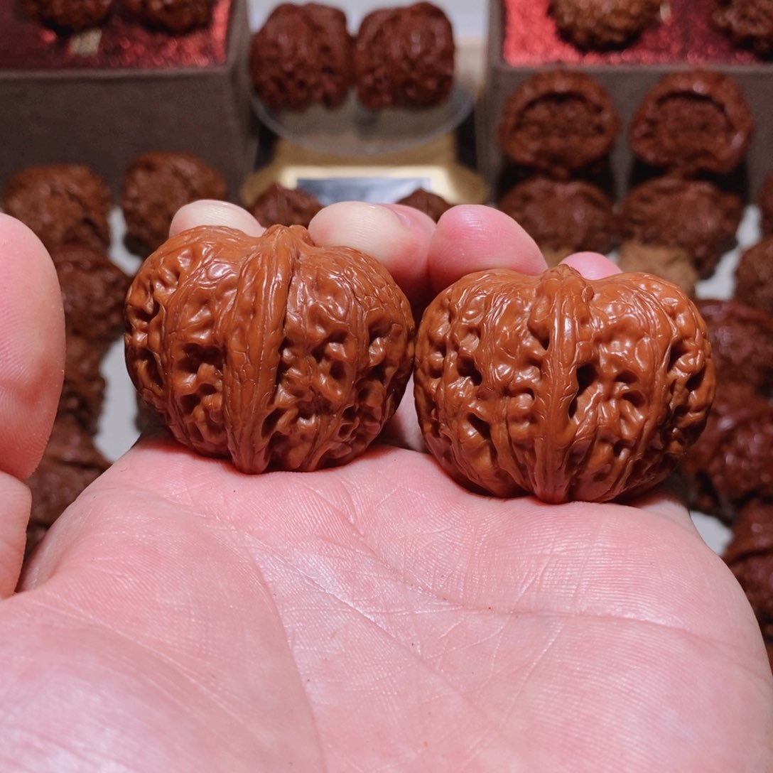 桃核手串铜****）元宝元宝元宝