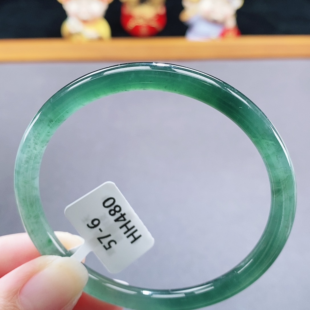 翡翠未镶嵌手镯38