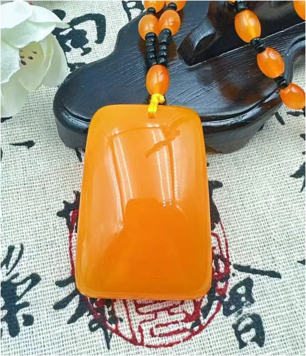 SC-479长款黄色无事牌吊坠