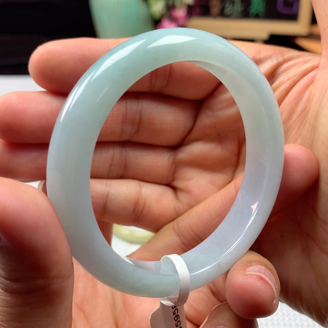 翡翠手镯未镶嵌8号