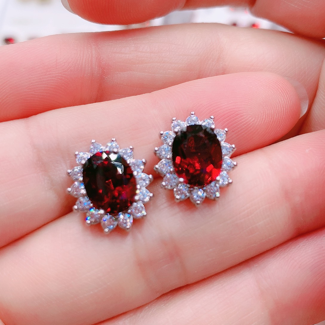 石榴石耳钉银S925镶嵌