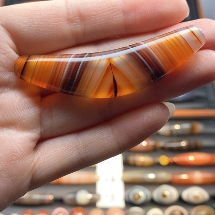 玛瑙/玉髓颈饰合金