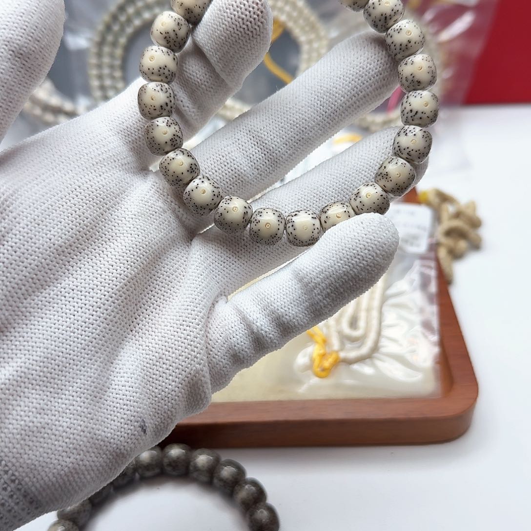 星月菩提吊坠8糯冰大眼睛牛毛星10左右单圈