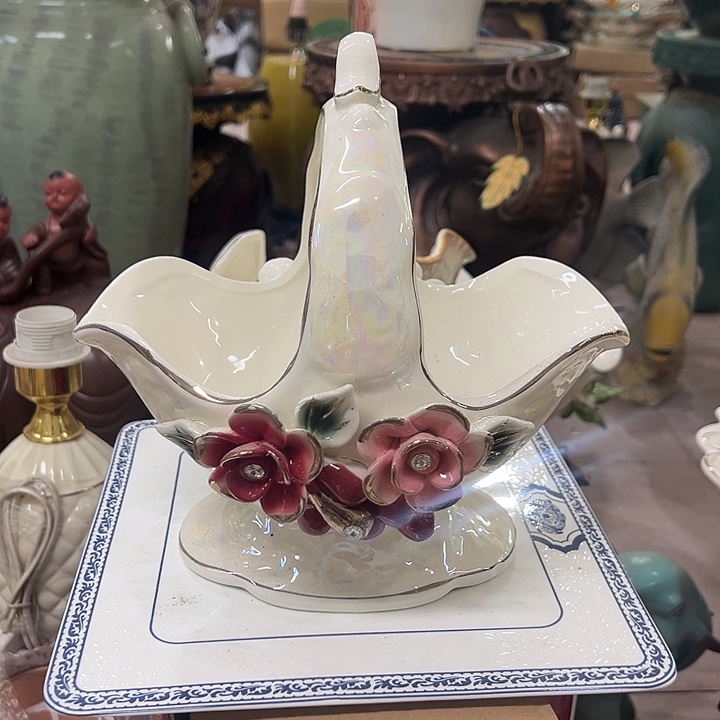 瓷片瑕。。。。。。。？？。？？