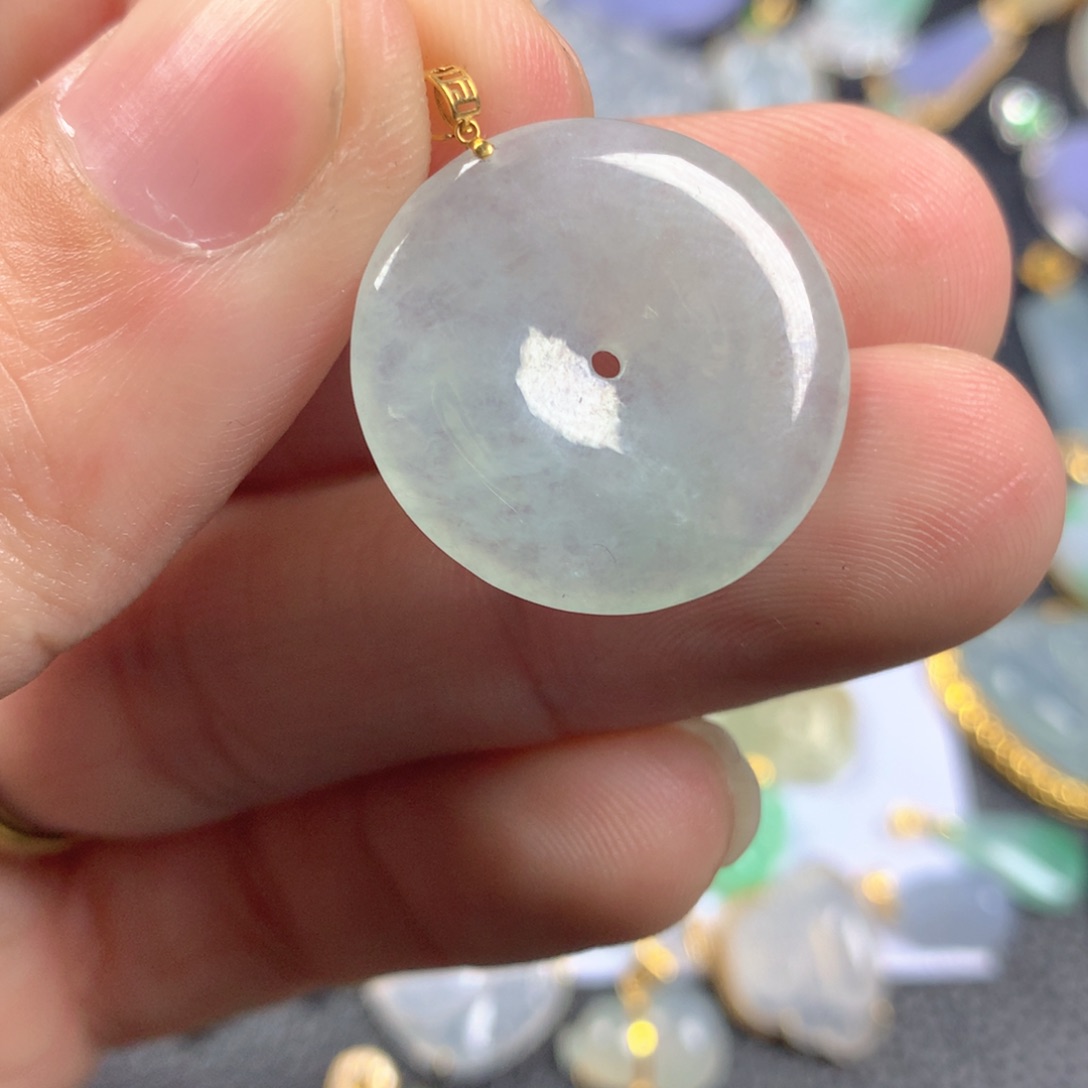 【闪购商品】翡翠颈饰18K金镶嵌翡翠