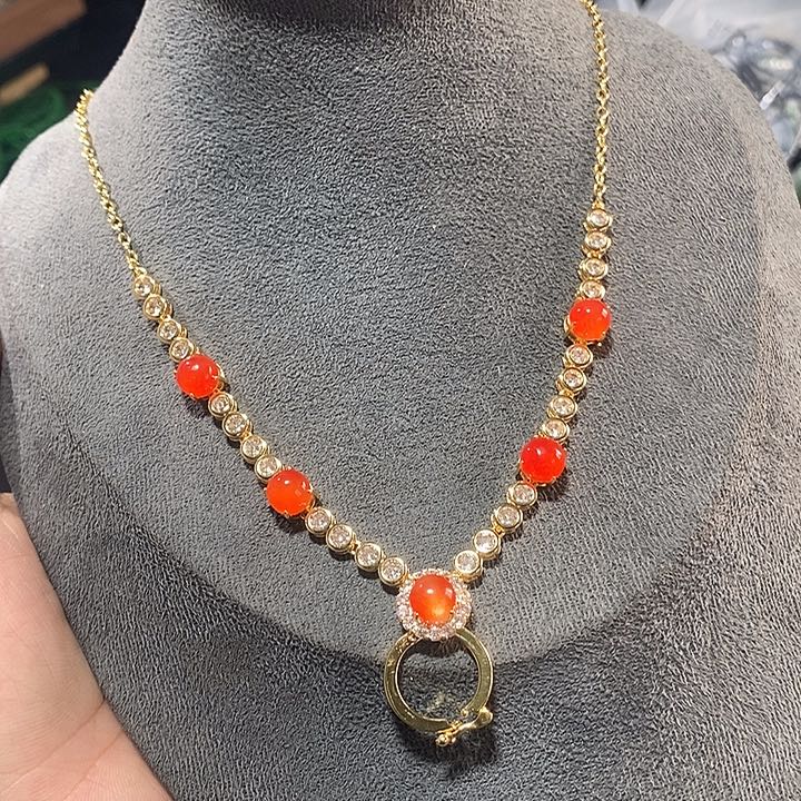 翡翠颈饰未镶嵌价格