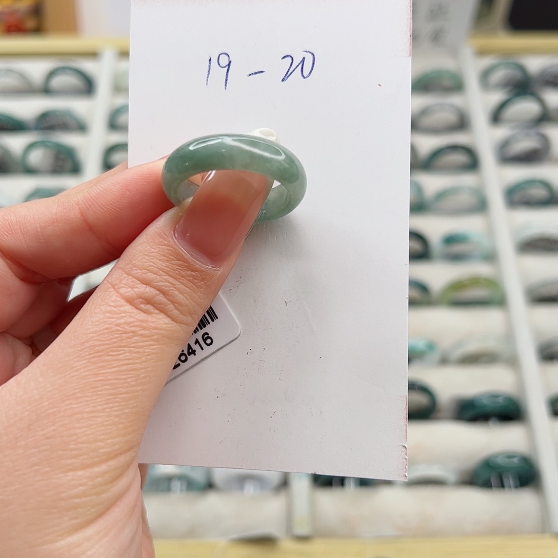 翡翠戒指未镶嵌戒指