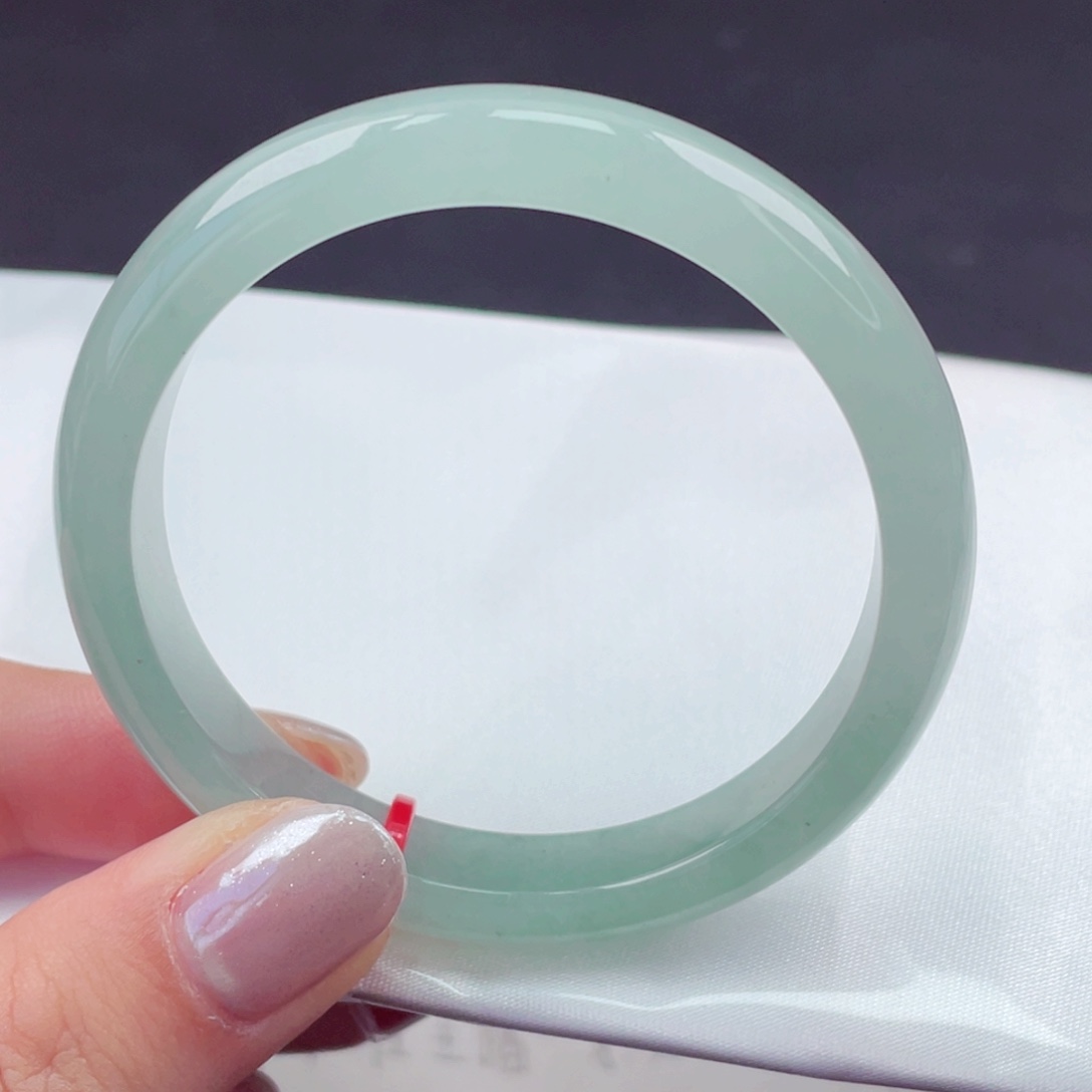 翡翠未镶嵌手镯51圈口