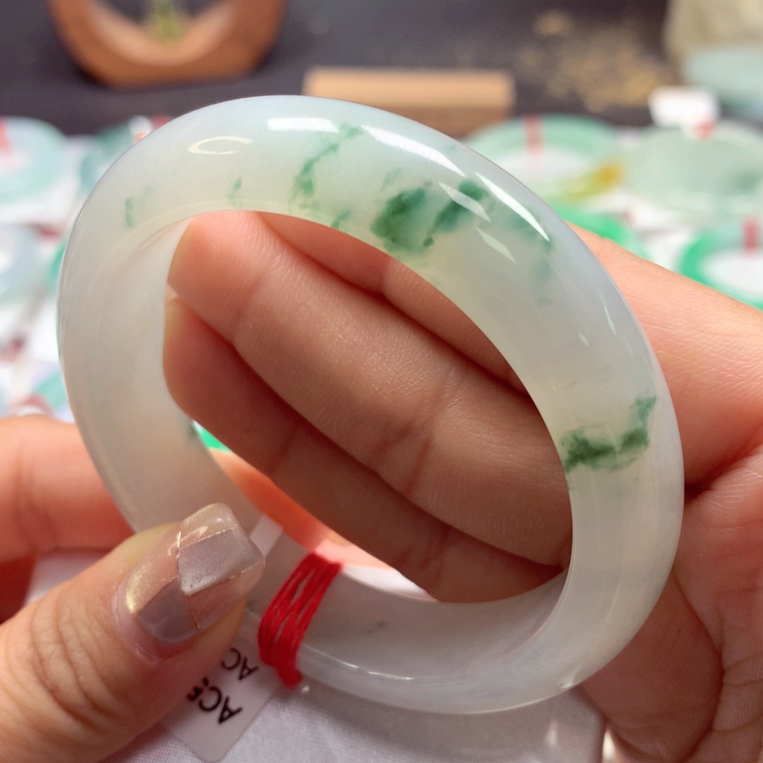 翡翠手镯未镶嵌53正20号88