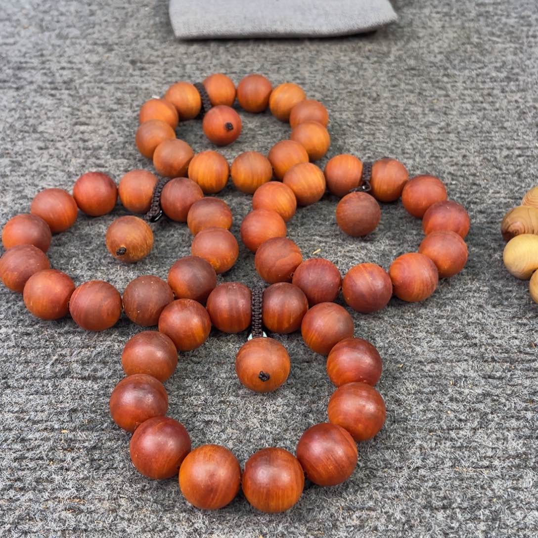 柏木（崖柏）神品毛珠，太行崖柏，2.0血色玫瑰，秒沉，奇楠薄荷甜