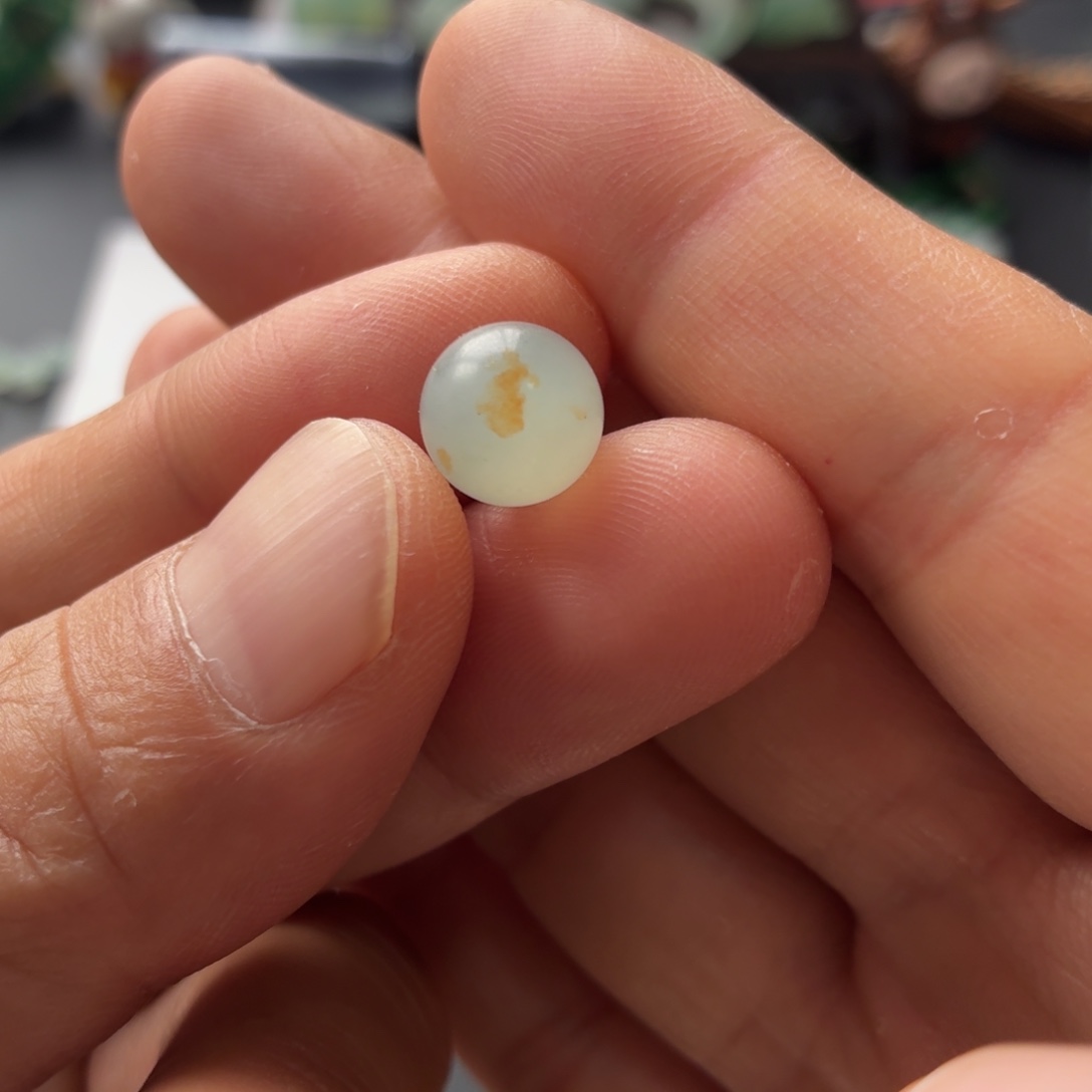 定制翡翠未镶嵌珠子