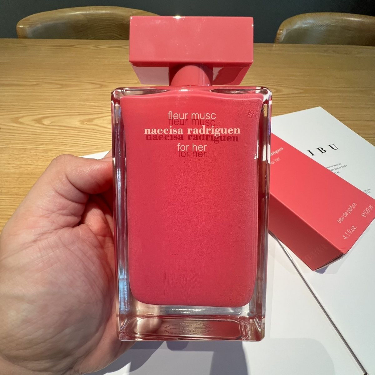 Laura甄选灵感源自【钠西素】玫红For her国货香水玫瑰麝香120ml