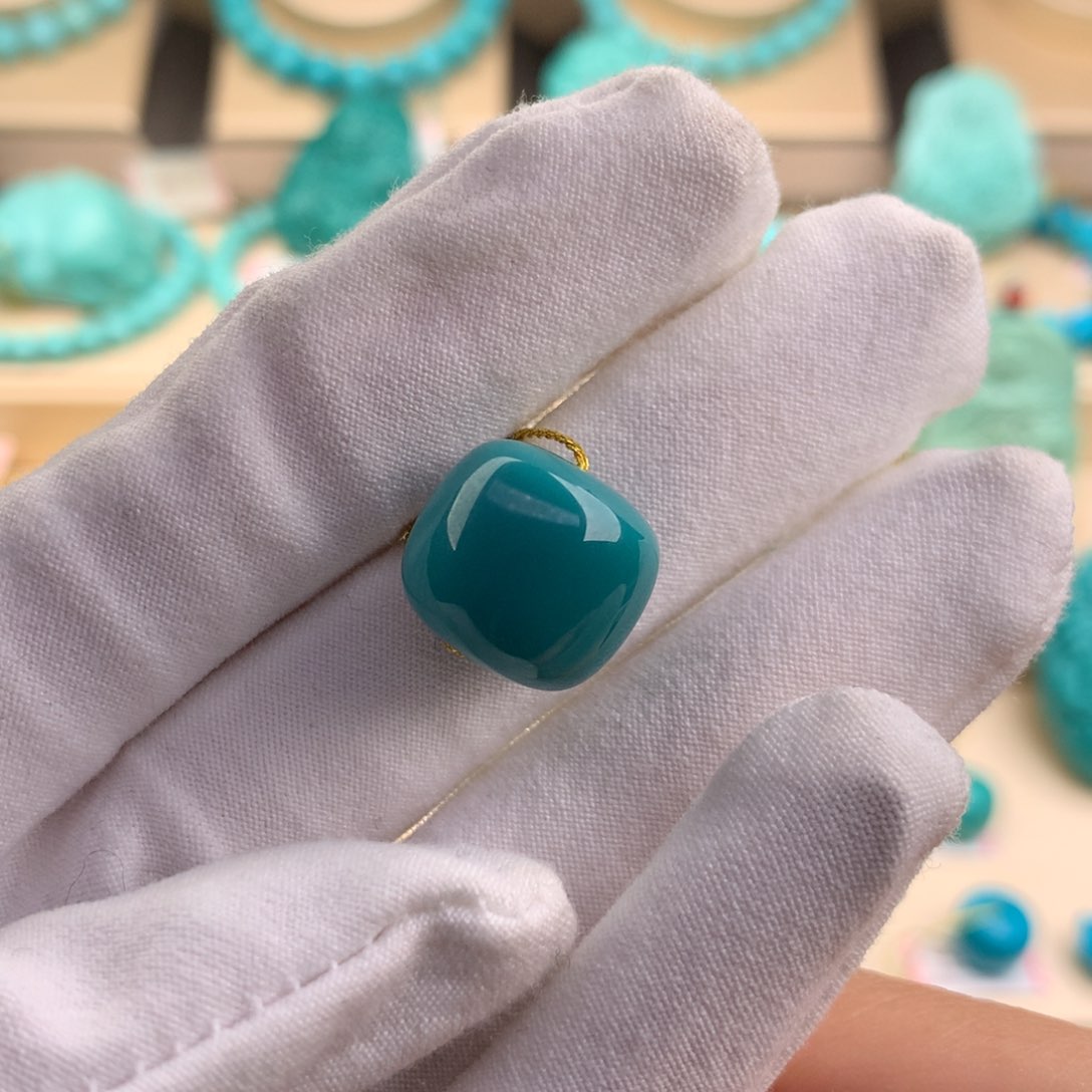 绿松石珠宝奇石未镶嵌15.3*13.8mm