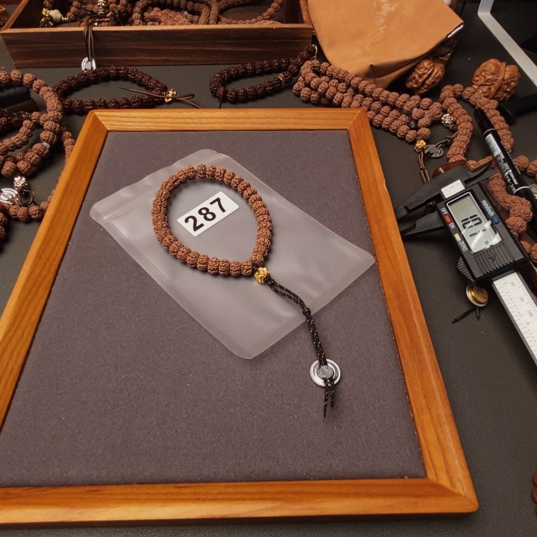 吊坠金刚菩提哦哦哦哦哦哦哦哦哦哦哦