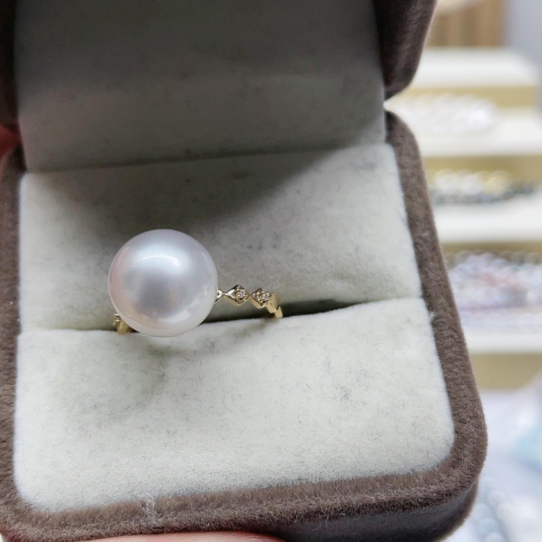 海水珍珠戒指18K金镶嵌