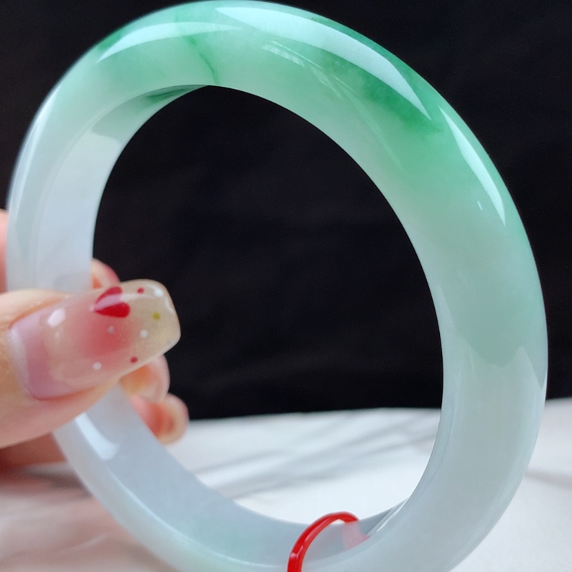 【闪购商品】翡翠手镯未镶嵌96800，