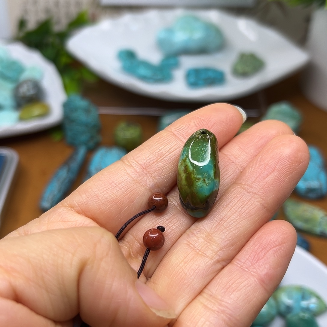 H***t玛瑙/玉髓未镶嵌吊坠