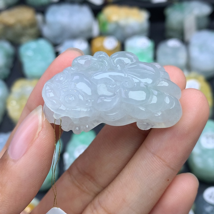 翡翠颈饰未镶嵌天然缅甸翡翠
